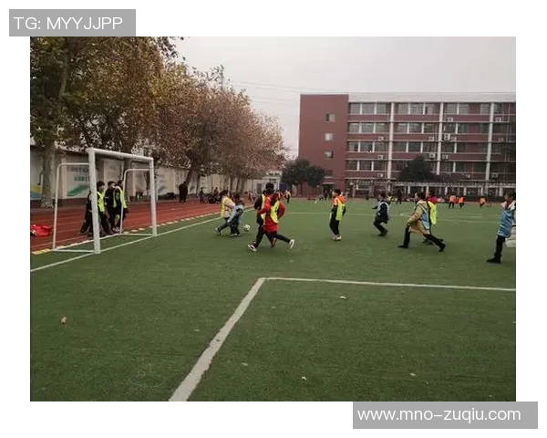 小学足球试讲视频教学示范与技巧分享助力孩子们快乐成长 小学足球试讲视频教学示范与技巧分享助力孩子们快乐成长