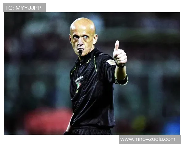 足球裁判光头的背后故事与赛场上的公平正义之道